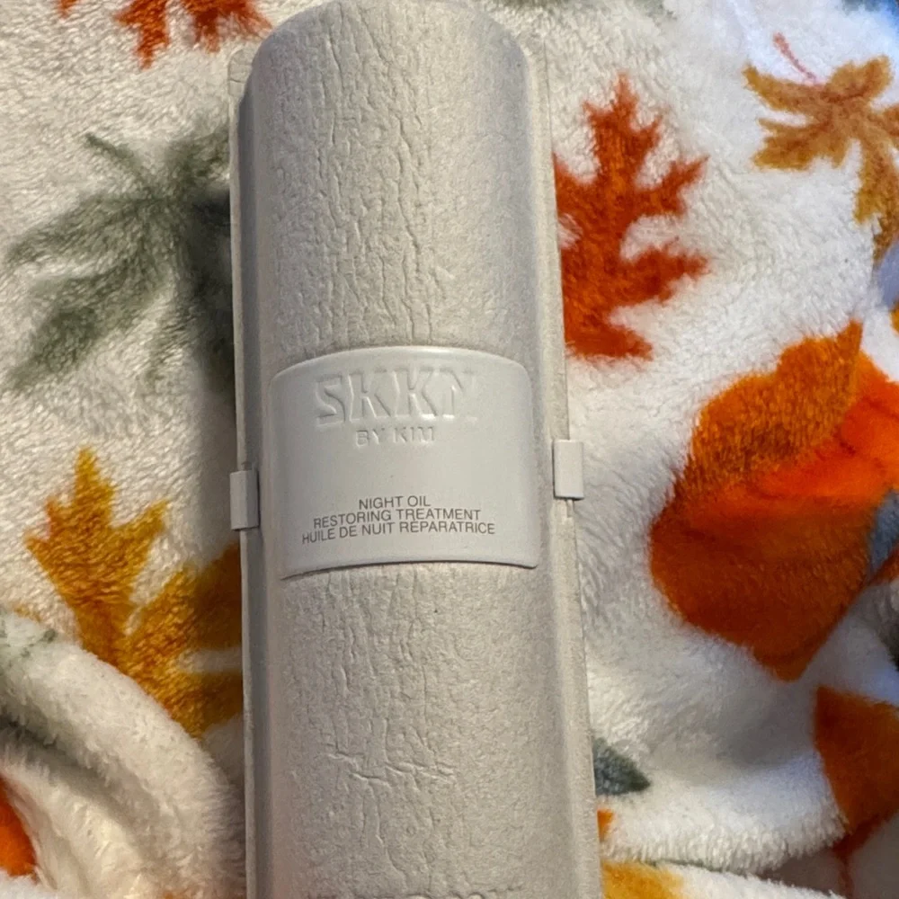 SKKN by KIM Skincare Night‎ Oil Restoring Treatment